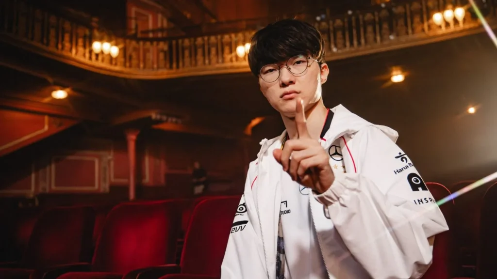 Faker Cheongyong Medal: T1 Legend Makes Esport History